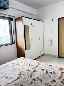 Bedroom Image of 750 Sq.ft 2 BHK Apartment / Flat for rent in SK Om Paradise A Wing, Vikas Nagar Pune for Rs. 25000