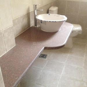 Bathroom Image of 2335 Sq.ft 4 BHK Apartment / Flat for sale in Parsvnath Planet, Gomti Nagar Lucknow for Rs. 18500000