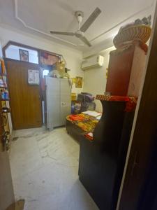 Bedroom Image of 600 Sq.ft 1 BHK Builder Floor for rent in Savitri Nagar New Delhi for Rs. 15000