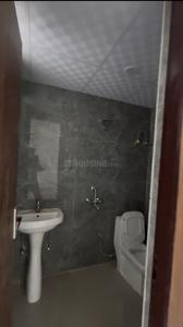 Bathroom Image of 985 Sq.ft 2 BHK Apartment / Flat for rent in Krishna Elite Homes, Noida Extension Greater Noida for Rs. 13000