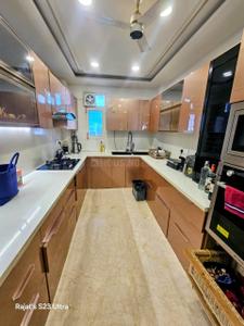 Kitchen Image of 2000 Sq.ft 3 BHK Builder Floor for rent in Sector 41 Gurgaon for Rs. 110000