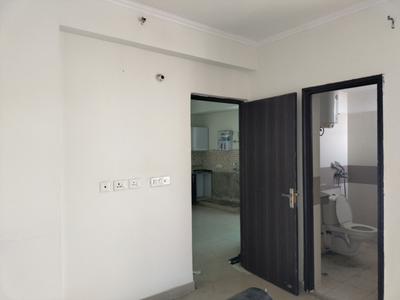 Bedroom Image of 985 Sq.ft 2 BHK Apartment / Flat for rent in Amrapali Pan Oasis, Sector 70 Noida for Rs. 30000
