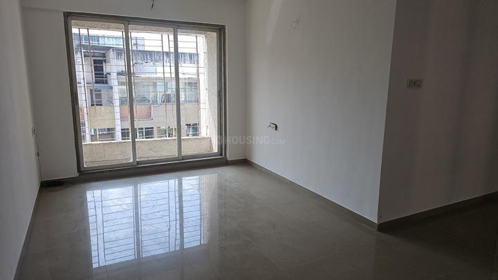 Crown Imperial Tower Living Room 1