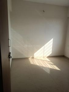 Bedroom Image of 990 Sq.ft 2 BHK Apartment / Flat for rent in Roongta Shree Tirumala Gulmohar Apartment, Makhmalabad Nashik for Rs. 10000