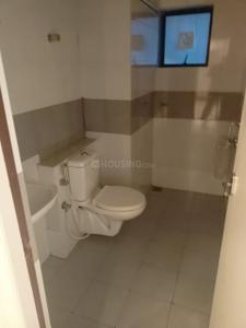 Bathroom Image of 1360 Sq.ft 2 BHK Apartment / Flat for rent in Thana Kannur for Rs. 18000