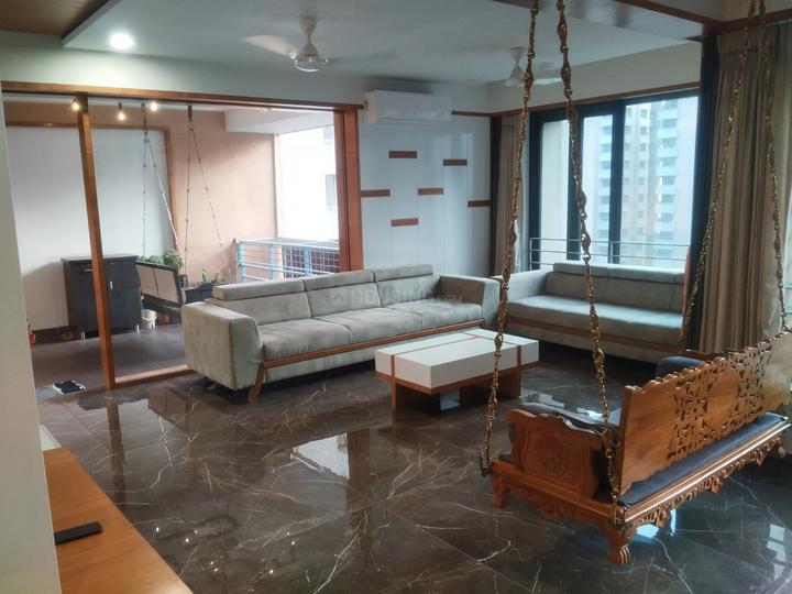 Maple Tree Garden Homes Main Image 1