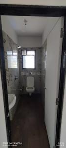 Bathroom Image of 685 Sq.ft 2 BHK Apartment / Flat for sale in Venezia Raj Darshan, Andheri East Mumbai for Rs. 18500000