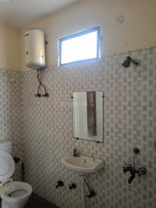 Bathroom Image of 300 Sq.ft 1 RK Independent House for rent in Sector 29 Noida for Rs. 18000