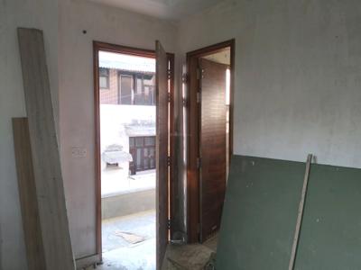 Bedroom Image of 900 Sq.ft 2 BHK Builder Floor for sale in Sector 16 Rohini New Delhi for Rs. 9500000