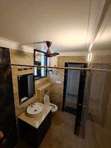 Bathroom Image of 1410 Sq.ft 2 BHK Apartment / Flat for rent in Golden Sand Apartments Phase 2, Dhakoli Zirakpur for Rs. 36000