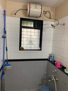 Bathroom Image of 2800 Sq.ft 4 BHK Apartment / Flat for rent in Ghorpadi Pune for Rs. 67000