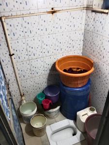Bathroom Image of 650 Sq.ft 2 RK Independent House for sale in Goregaon East Mumbai for Rs. 2900000