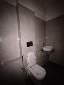 Bathroom Image of 962 Sq.ft 2 BHK Apartment / Flat for sale in Wadala Mumbai for Rs. 33500000