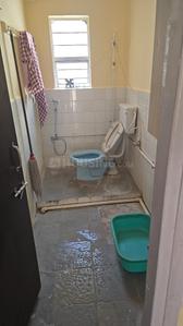 Bathroom Image of 650 Sq.ft 1 BHK Apartment / Flat for rent in Deccan Gymkhana Pune for Rs. 30000