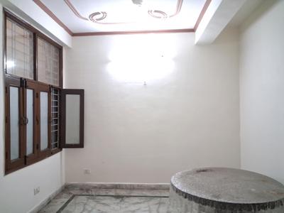Living Room Image of 1200 Sq.ft 2 BHK Independent House for rent in Omaxe The Forest, Sector 92 Noida for Rs. 22000