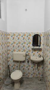 Bathroom Image of 1500 Sq.ft 1 BHK Apartment / Flat for rent in Jagatpura Jaipur for Rs. 14500
