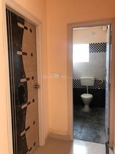 Bathroom Image of 650 Sq.ft 2 BHK Builder Floor for rent in Singasandra Bengaluru for Rs. 18000