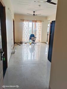 Hall Image of 950 Sq.ft 2 BHK Apartment / Flat for rent in Tejas Greenberry Signatures, Vrindavan Yojana Lucknow for Rs. 20000