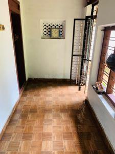 Balcony Image of 1100 Sq.ft 2.5 BHK Independent House for rent in Arayidathupalam Kozhikode for Rs. 16000