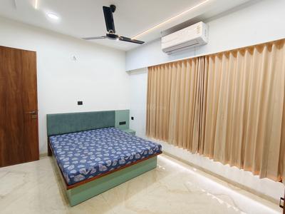 Bedroom Image of 2350 Sq.ft 3 BHK Apartment / Flat for rent in Radhe Infinity, Kudasan Gandhinagar for Rs. 60000