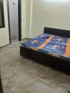 Bedroom Image of 600 Sq.ft 1 BHK Builder Floor for rent in Sector 63 A Noida for Rs. 16000