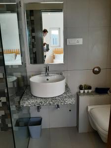 Bathroom Image of 2500 Sq.ft 3.5 BHK Villa for sale in Wagholi Pune for Rs. 16000000