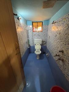 Bathroom Image of 871 Sq.ft 2 BHK Apartment / Flat for sale in Birati Kolkata for Rs. 3200000