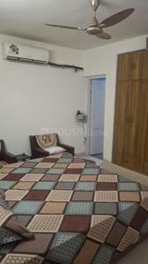 Bedroom Image of 1400 Sq.ft 2.5 BHK Apartment / Flat for rent in Arun Vihar, Sector 37 Noida for Rs. 43000