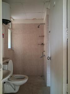 Common Bathroom Image of 948 Sq.ft 2 BHK Apartment / Flat for sale in Jaypee Kosmos, Sector 134 Noida for Rs. 7500000