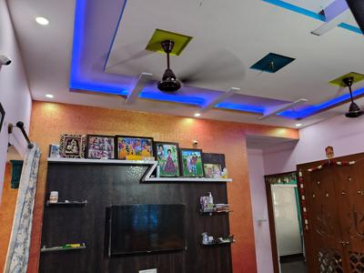 Living Room Image of 1100 Sq.ft 3 BHK Independent House for sale in Mista Sri City Budigere Cross, Konadasapura Bengaluru for Rs. 14500000