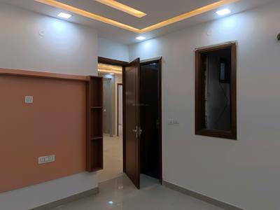 Bedroom Image of 1400 Sq.ft 4 BHK Builder Floor for sale in Rohini Sector 28 New Delhi for Rs. 16000000