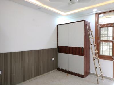 Bedroom Image of 1400 Sq.ft 4 BHK Builder Floor for sale in Shiv Park New Delhi for Rs. 14500000