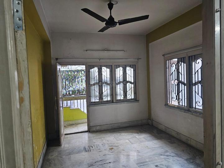3 BHK Flat for rent in Dum Dum Cantonment, Kolkata 1280 Sqft