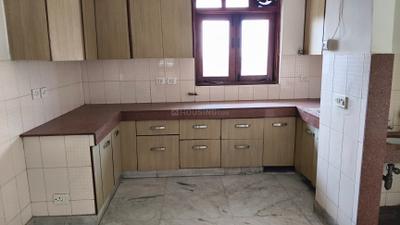 Kitchen Image of 2000 Sq.ft 3.5 BHK Apartment / Flat for rent in Jhelum Arorvansh Apartments, Sector 5 Dwarka New Delhi for Rs. 50000