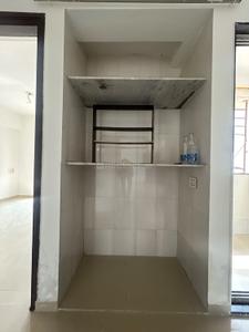 Kitchen Image of 581 Sq.ft 2 BHK Apartment / Flat for rent in Green Paradise, Dahin Nagar Surat for Rs. 15000