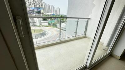 Balcony Image of 2410 Sq.ft 3 BHK Apartment / Flat for sale in Godrej Palm Retreat 2, Sector 150 Noida for Rs. 39000000