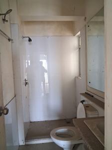 Common Bathroom Image of 1670 Sq.ft 3 BHK Apartment / Flat for sale in DLF Capital Greens, Karampura New Delhi for Rs. 27500000