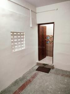 Living Room Image of 350 Sq.ft 1 BHK Independent House for rent in Koduvalli Chennai for Rs. 3500