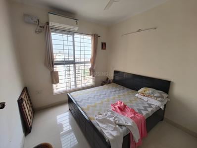 Bedroom Image of 1145 Sq.ft 2 BHK Apartment / Flat for sale in Panchsheel Wellington, Crossings Republik Ghaziabad for Rs. 7700000