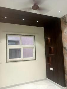 Bedroom Image of 850 Sq.ft 2 BHK Builder Floor for sale in Shalimar Bagh New Delhi for Rs. 13500000