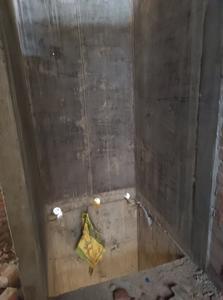 Bathroom Image of 750 Sq.ft 2 BHK Apartment / Flat for sale in Liluah Howrah for Rs. 1825000