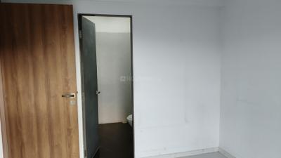 Bathroom Image of 418 Sq.ft 1 BHK Apartment / Flat for rent in Kaveri Heights, Ghatkopar East Mumbai for Rs. 42000