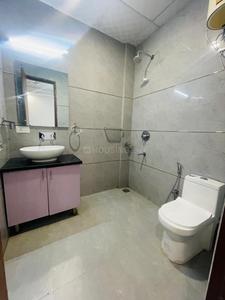 Bathroom Image of 350 Sq.ft 1 RK Studio for sale in Suncity Essel Towers, Sushant Lok Phase 1 Gurgaon for Rs. 3650000