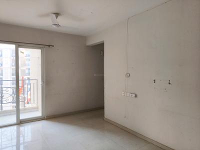 Living Room Image of 700 Sq.ft 2 BHK Apartment / Flat for sale in Signature Global The Millennia, Sector 37D Gurgaon for Rs. 6900000