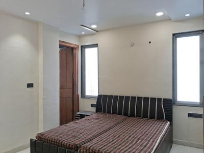Bedroom Image of 900 Sq.ft 3 BHK Builder Floor for rent in Punjabi Bagh New Delhi for Rs. 35000