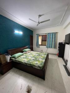 Bedroom Image of 1800 Sq.ft 3 BHK Builder Floor for sale in Green Park New Delhi for Rs. 45000000