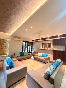 Hall Image of 5500 Sq.ft 4.5 BHK Villa for sale in New Alkapuri Vadodara for Rs. 70000000