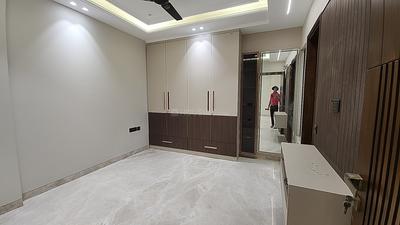 4.5 BHK Independent Builder Floor