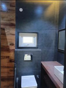 Bathroom Image of 1000 Sq.ft 2 BHK Builder Floor for rent in Subhash Nagar New Delhi for Rs. 38000
