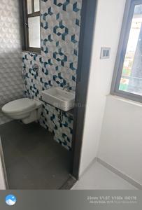 Bathroom Image of 1609 Sq.ft 3.5 BHK Apartment / Flat for sale in Bramha The Collection, Wadgaon Sheri Pune for Rs. 18000000